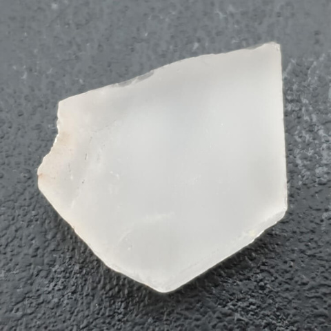 Cut raw rock quartz 27x20 mm no 84 Cut raw rock quartz 27x20 mm no 84