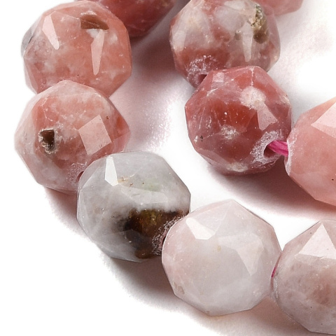 Jadeit śliwkowy kula fasetowana z dziurką 7-8 mm 4 szt. Jadeit śliwkowy kula fasetowana z dziurką 7-8 mm 4 szt.