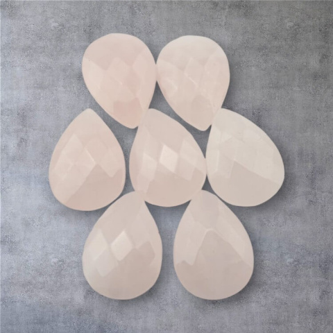 Pink quartz faceted 18x13 mm 1 pcs Pink quartz faceted 18x13 mm 1 pcs