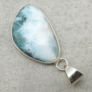 Larimar pendant 29x19 mm no. 189