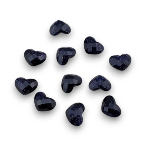 Noc Kairu kaboszon fasetowany 11x8,5 mm 1 szt Noc Kairu kaboszon fasetowany 11x8,5 mm 1 szt