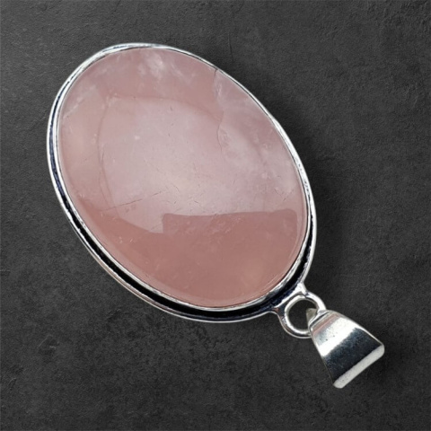 Pink quartz pendant 33x24 mm no 71 Pink quartz pendant 33x24 mm no 71