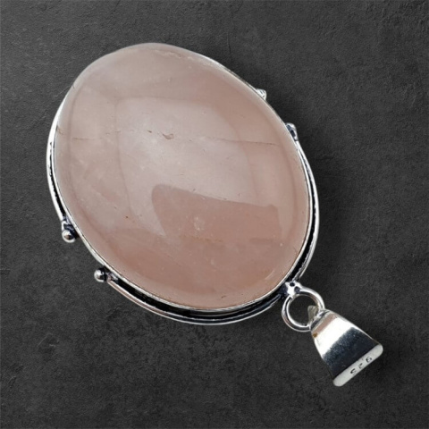 Pink quartz pendant 33x26 mm no 36 Pink quartz pendant 33x26 mm no 36