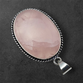 Pink quartz pendant 35x25 mm no 51