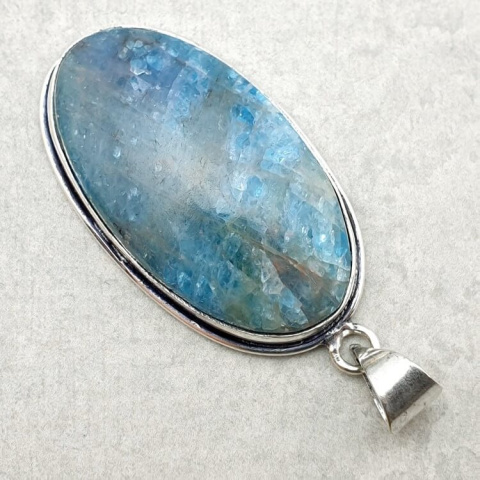 Apatite pendant 37x21 mm no 78 Apatite pendant 37x21 mm no 78