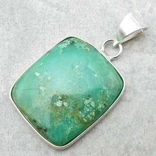 Chrysoprase pendant 26x23 mm no 116