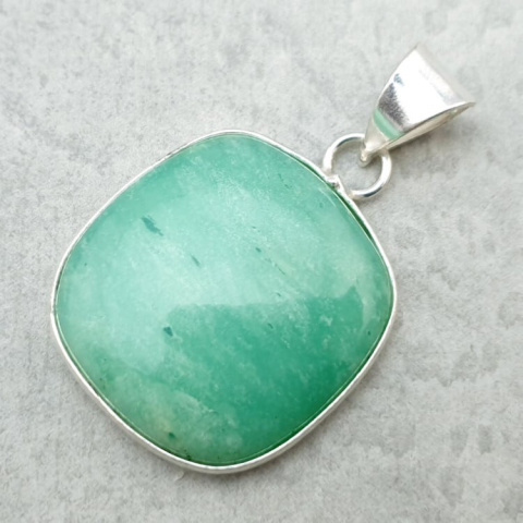 Chrysoprase pendant 26x24 mm no. 103 Chrysoprase pendant 26x24 mm no. 103