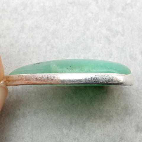 Chrysoprase pendant 28x17 mm no 133 Chrysoprase pendant 28x17 mm no 133