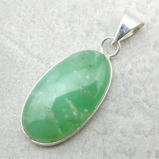 Chrysoprase pendant 29x17 mm no. 126