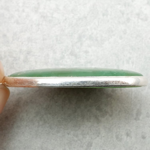 Chrysoprase pendant 33x22 mm no 136 Chrysoprase pendant 33x22 mm no 136