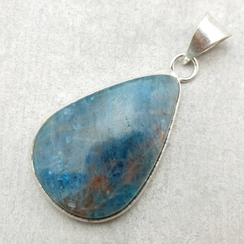 Apatite pendant 33x22 mm no 125 Apatite pendant 33x22 mm no 125
