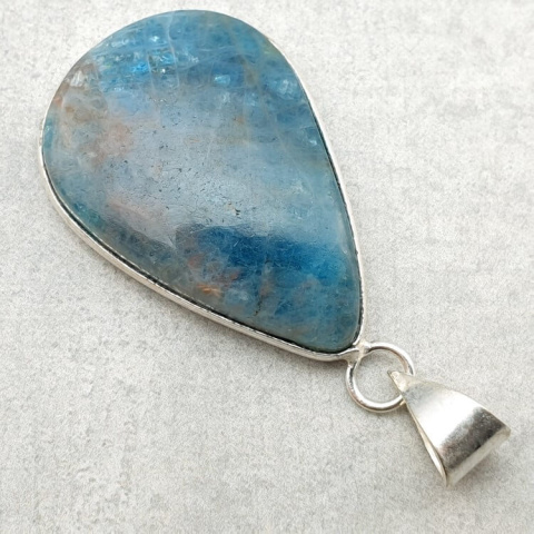 Apatite pendant 33x22 mm no 125 Apatite pendant 33x22 mm no 125