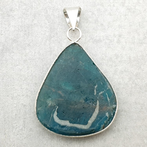 Apatite pendant 33x29 mm no 134 Apatite pendant 33x29 mm no 134