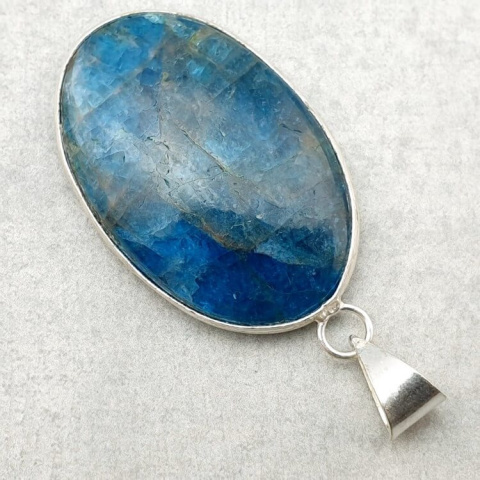 Apatite pendant 36x24 mm no 119 Apatite pendant 36x24 mm no 119