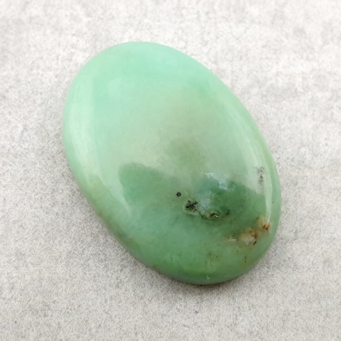 Chrysoprase cabochon 23x16 mm no. 176 Chrysoprase cabochon 23x16 mm no. 176