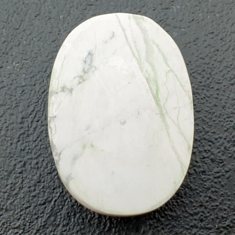 Howlite cabochon 28x20 mm no 44