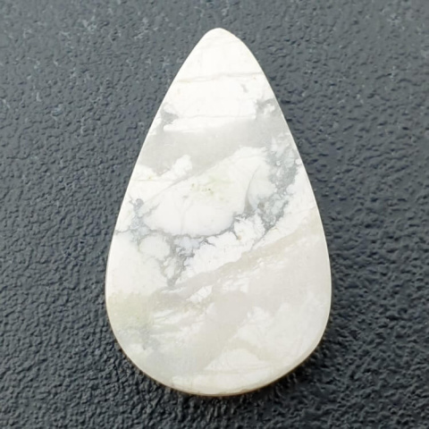 Howlite cabochon 30x19 mm no 79 Howlite cabochon 30x19 mm no 79
