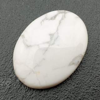 Howlite cabochon 30x22 mm no 21