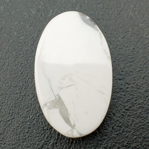 Howlite cabochon 32x20 mm no 76 Howlite cabochon 32x20 mm no 76