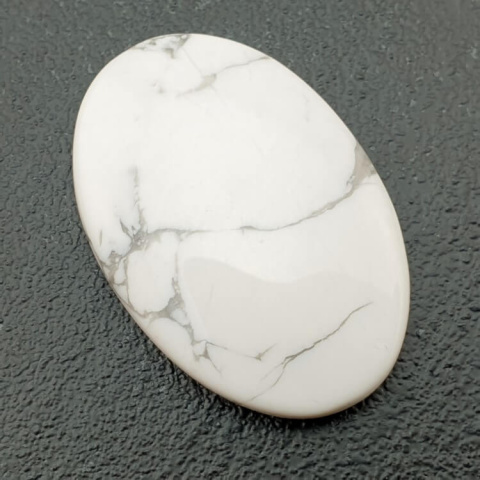 Howlite cabochon 33x22 mm no. 67 Howlite cabochon 33x22 mm no. 67