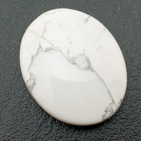 Howlite cabochon 33x27 mm no. 70 Howlite cabochon 33x27 mm no. 70