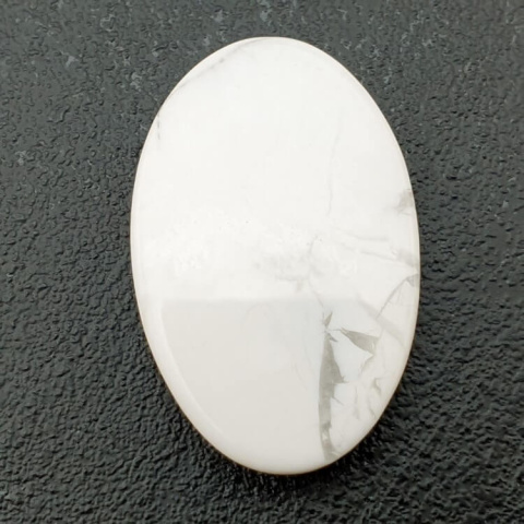 Howlite cabochon 34x22 mm no. 50 Howlite cabochon 34x22 mm no. 50