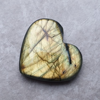 Labradoryt kaboszon serce 29x26 mm nr 147