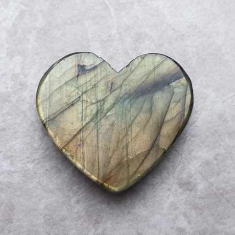 Labradorite cabochon heart 29x26 mm no. 147 Labradorite cabochon heart 29x26 mm no. 147