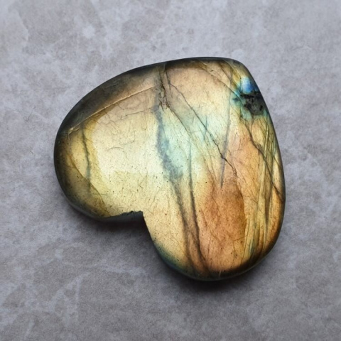 Labradorite cabochon heart 31x27 mm no. 150 Labradorite cabochon heart 31x27 mm no. 150
