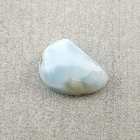 Larimar cabochon 13x9 mm no. 466 Larimar cabochon 13x9 mm no. 466
